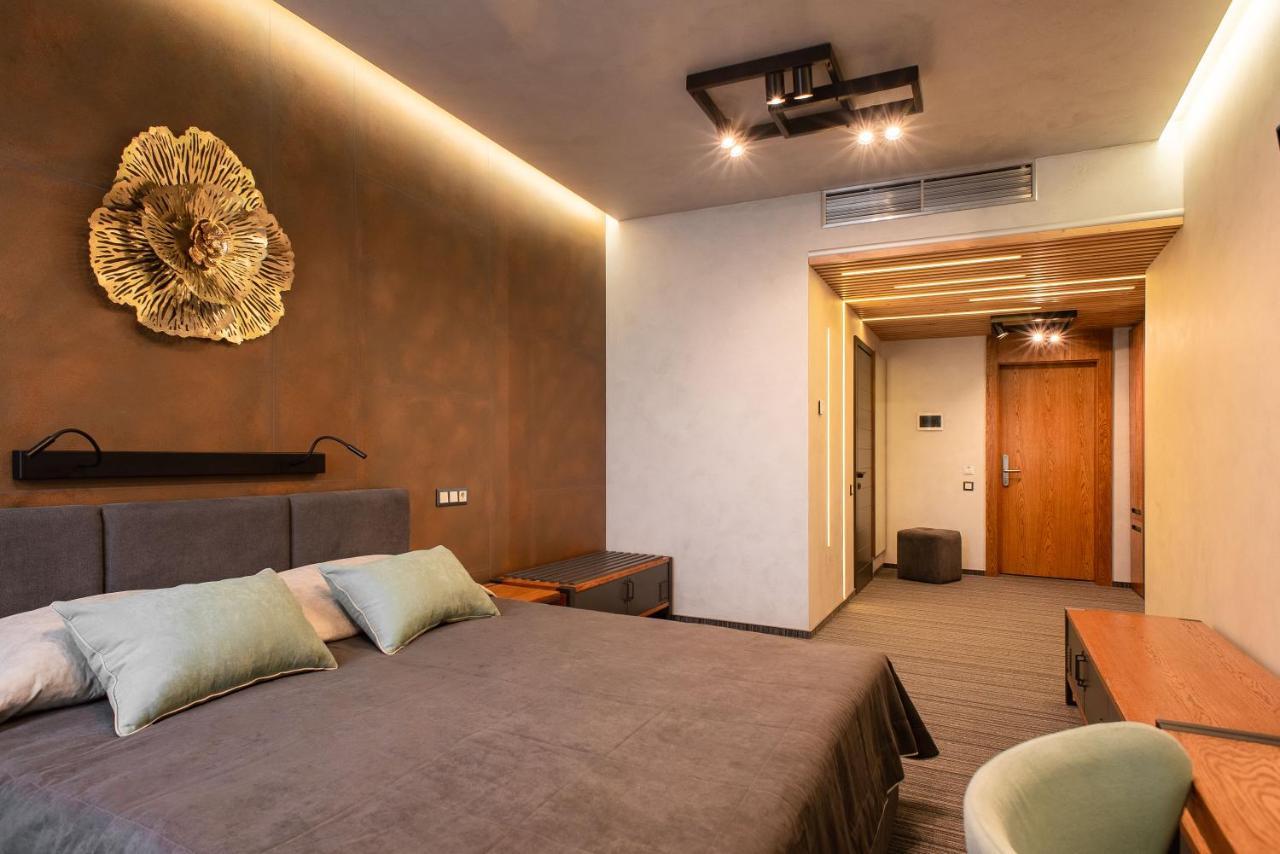 Mojo Boutique Hotel Lutsʼk Exterior foto